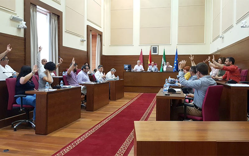 Chiclana ya cuenta con su ordenanza de regularización de viviendas; el alcalde pide por adelantado “perdón y paciencia” a los vecinos