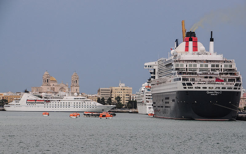 Cádiz batirá en 2018 su récord de cruceros pero no de cruceristas
