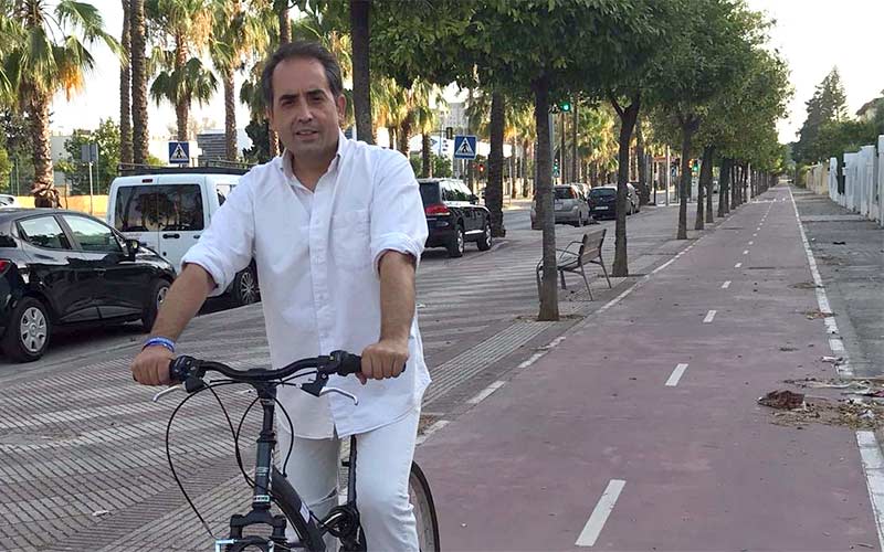 Saldaña (PP) sigue fijándose en otras ciudades importantes, y promete para Jerez toldos en el centro y un servicio de préstamo de bicis