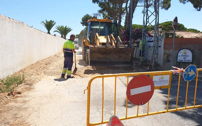 Vías y Obras sigue actuando para adecentar los viales del extrarradio