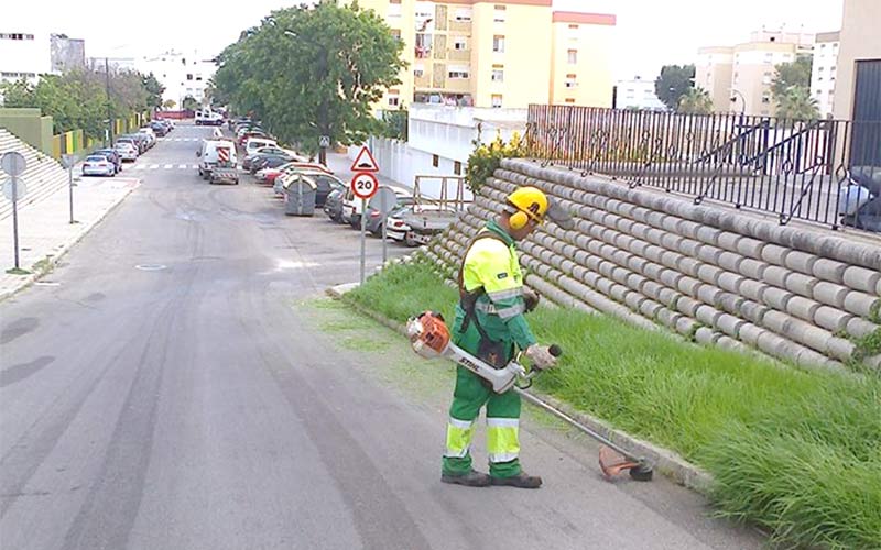 La nueva concesionaria de parques y jardines entrará en servicio el 16 de septiembre, con el objetivo de hacer La Isla “más verde y cuidada”