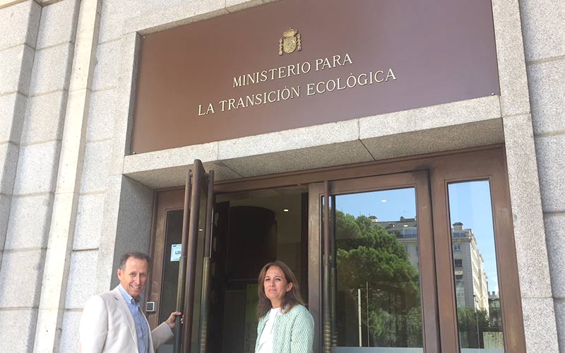 El proyecto de la Ronda Oeste y el Plan Especial de Sancti Petri centran una “satisfactoria” reunión de Román con Costas