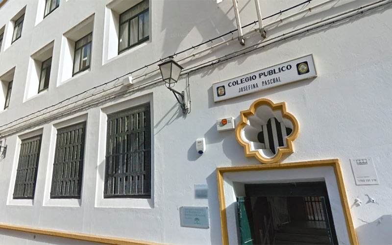 Policía Local y Protección Civil ‘asegurarán’ el traslado de alumnos del colegio Josefina Pascual al Santa Teresa para el uso del comedor