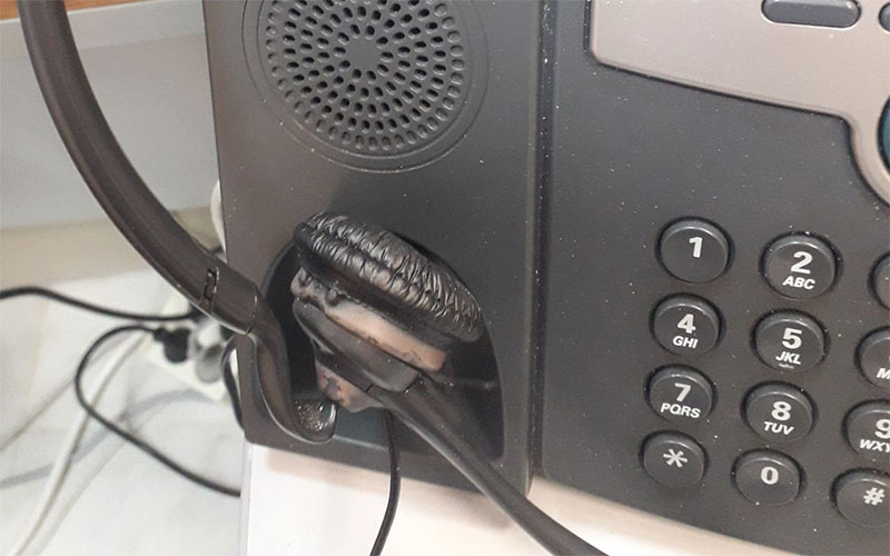 Las tres trabajadoras municipales del servicio de información 010 de Jerez, “con peores condiciones que tele-operadores privados”