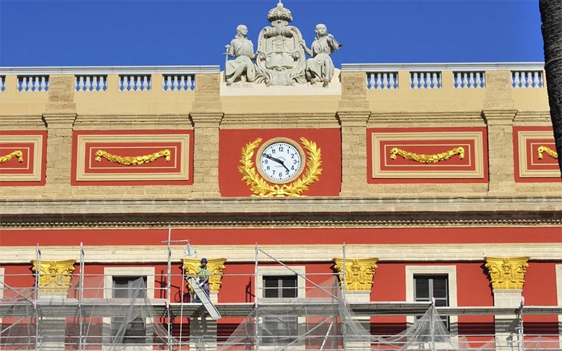 Hay que invertir 220.000 euros extra para finalizar la rehabilitación del Ayuntamiento de San Fernando, obra que ronda el 90% de ejecución