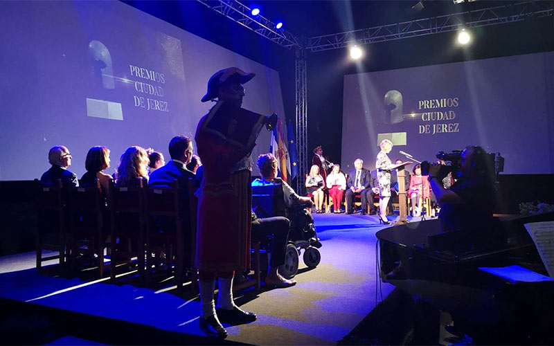 Jerez ‘reconoce’ con sus premios, en el día de su patrón, a quienes “hacen una ciudad más próspera, más solidaria y más igualitaria”