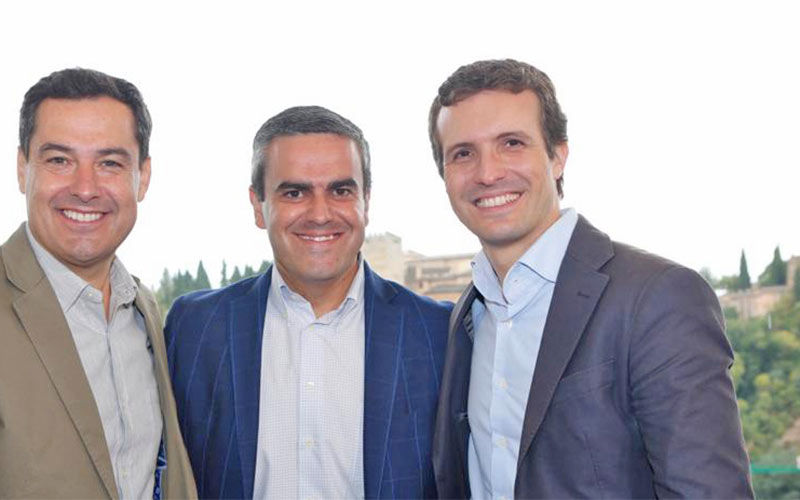 Pablo Casado ‘coloca’ encabezando la candidatura del PP por Cádiz para el 2-D al alcalde de Vejer, que le apoyó en las pasadas primarias