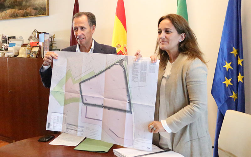 Empresarios chiclaneros proyectan el desarrollo industrial, comercial y de ocio de la parcela de Maderas Polanco invirtiendo 6,2 millones
