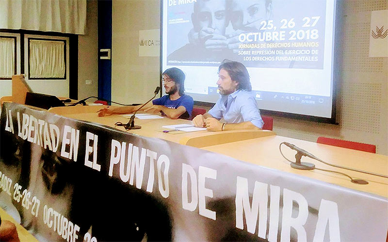 Cádiz ‘reflexiona’ sobre el “recorte de las libertades públicas”