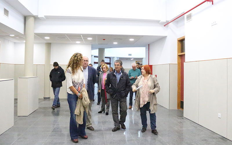 “Basta ya de contaminación. Lo que realmente interesa es que el centro de salud de Los Gallos abra sus puertas, y será pronto”