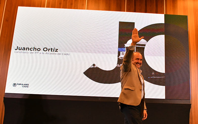 Ortiz (PP), ‘ilusionado’ con ser “el alcalde de todos los gaditanos”