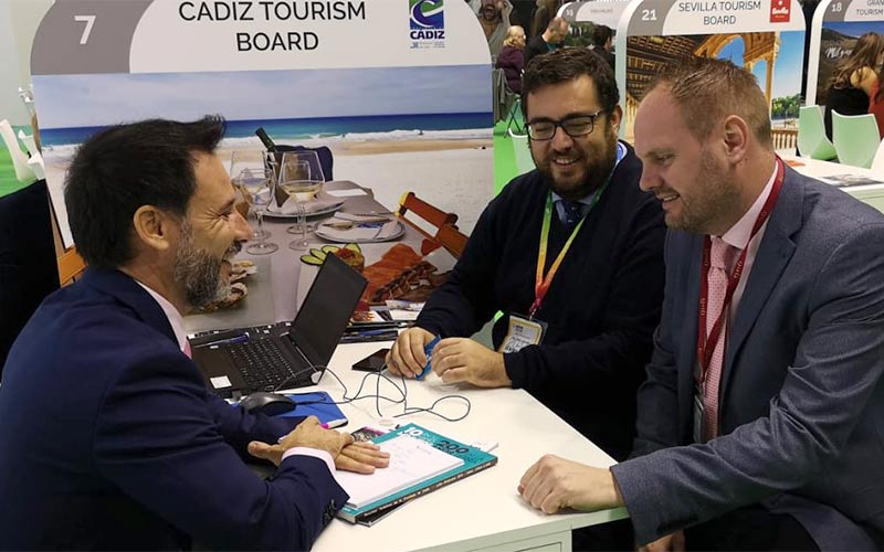 La provincia gaditana espera sumar nuevas conexiones aéreas con aeropuertos británicos y alemanes tras sus “gestiones” en la WTM