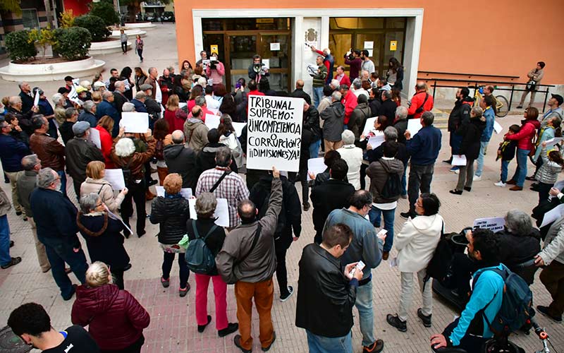 “Cuando gobierna la banca no hay democracia”