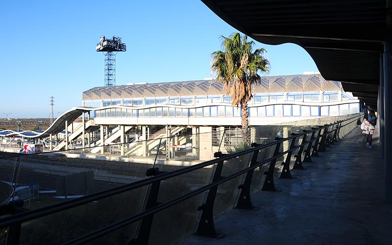 Renfe se compromete con el Ayuntamiento a dar solución a las incidencias que afectan a la accesibilidad en la estación de Bahía Sur