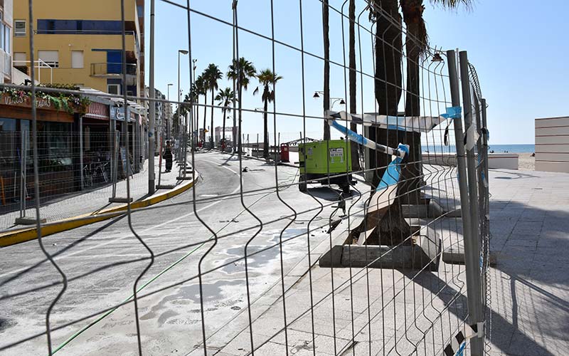 Vecinos, comerciantes y hosteleros conocerán en varias reuniones cómo quedará el paseo marítimo tras su semipeatonalización