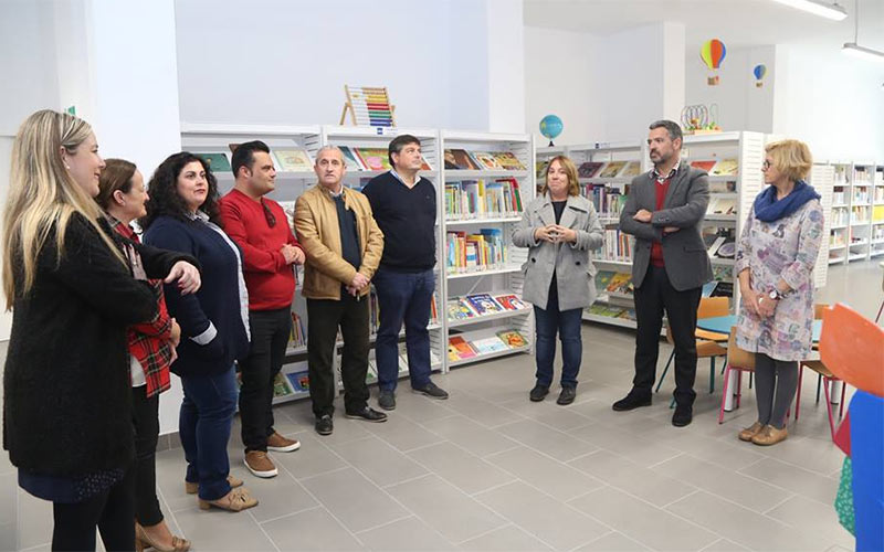 Reabre tras las obras de modernización la biblioteca Rafael Alberti: “nada tiene que ver con la antigua”