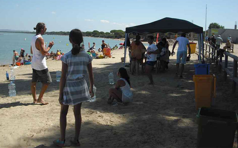 La playa de La Ministra contará con nuevo equipamiento de servicios y sanitarios e incluso un bar, y no sólo en verano