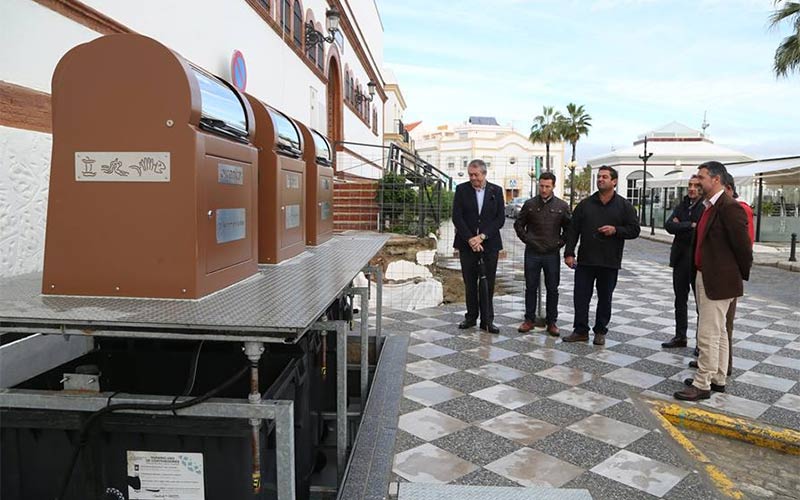 Los contenedores soterrados ‘llegan’ al casco histórico de Rota