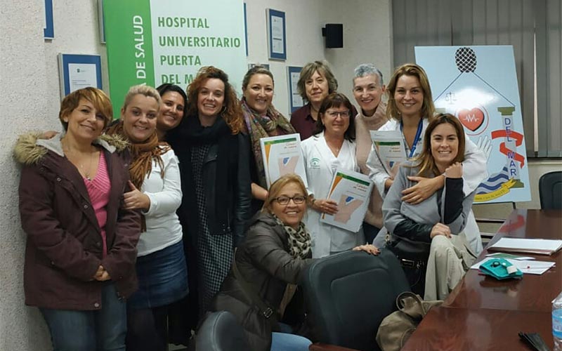 El Puerta del Mar incorpora una escuela de pacientes de cáncer de mama donde se abordan las muchas dudas que genera el diagnóstico