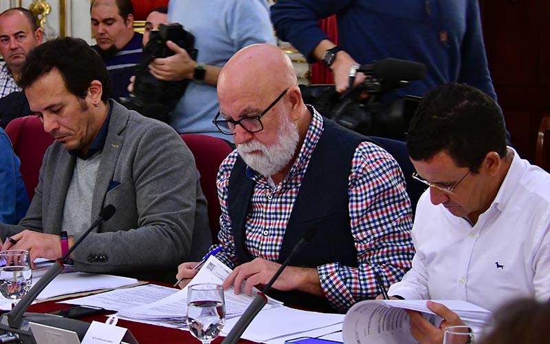 IU lleva a la Diputación de Cádiz que inste a la Junta a rechazar las propuestas de la ultraderecha: “suponen un retroceso de derechos”