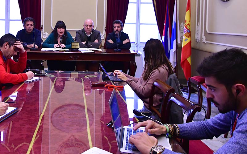 Cádiz acude a Fitur presumiendo de salir en el ‘New York Times’ y de “todo lo bueno que pone este medio en el escaparate internacional”