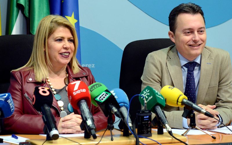 El Ayuntamiento de Jerez “mejora los ingresos y reduce los gastos”