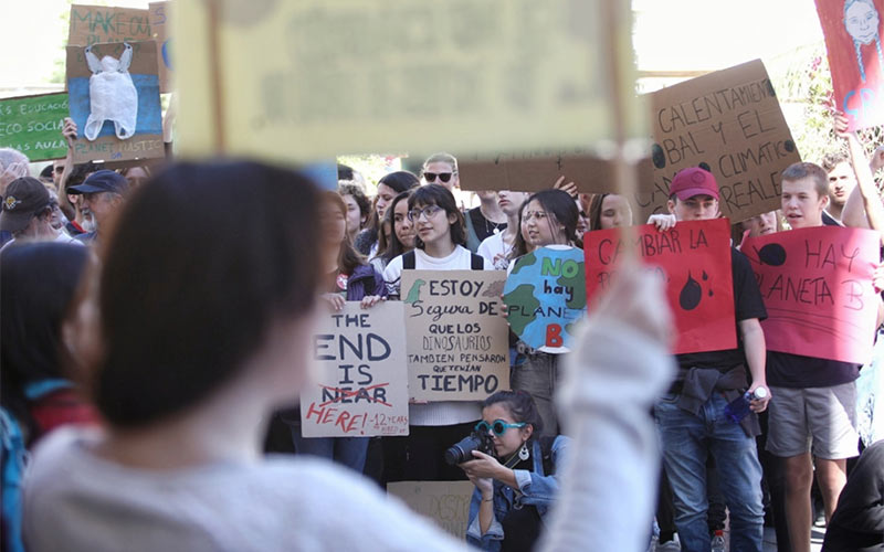 “No hay un planeta B”: jóvenes de Cádiz también se movilizan