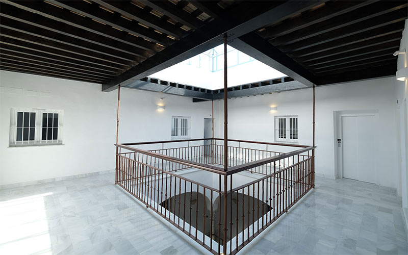 Lista la rehabilitación de la casa palacio en el número 10 de la calle Santa María; se han creado siete viviendas para alquiler social