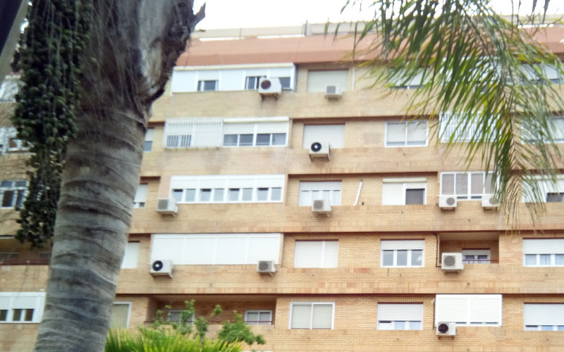 Concedidas ayudas para la mejora de la accesibilidad de las viviendas de 364 familias gaditanas