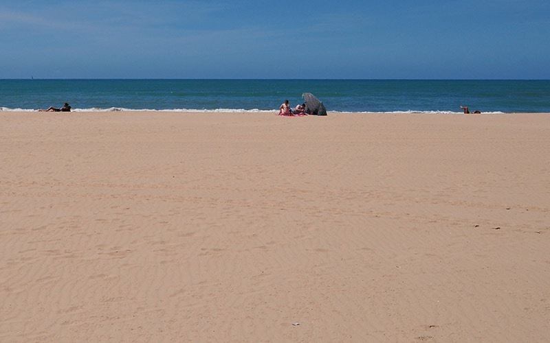 Las playas de Cádiz ‘abren’ por Semana Santa
