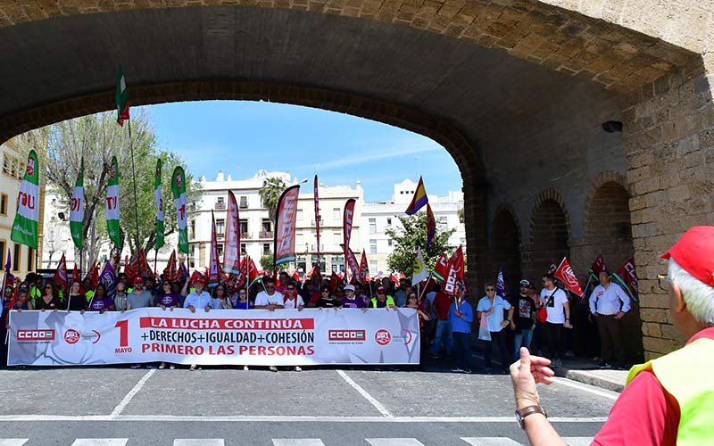 ‘Primero las personas’, ‘Unidad y solidaridad obrera’ y ‘Contra el desempleo y la precariedad laboral’: tres marchas por el 1 de Mayo