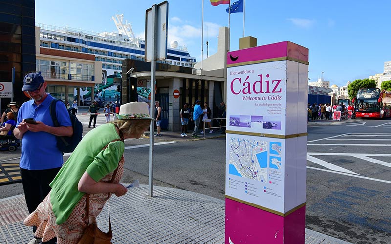 Dos jornadas de récord en el Puerto de Cádiz: ocho cruceros, más de 31.000 pasajeros y tripulantes y un impacto teórico de 900.000 euros