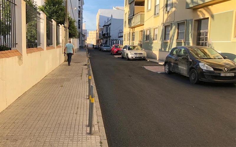 Chiclana ‘reasfalta’ más de una treintena de calles en plena campaña