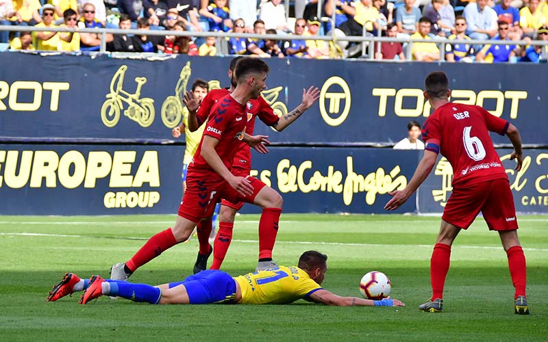 Empate con sensación de derrota para Cádiz y Osasuna