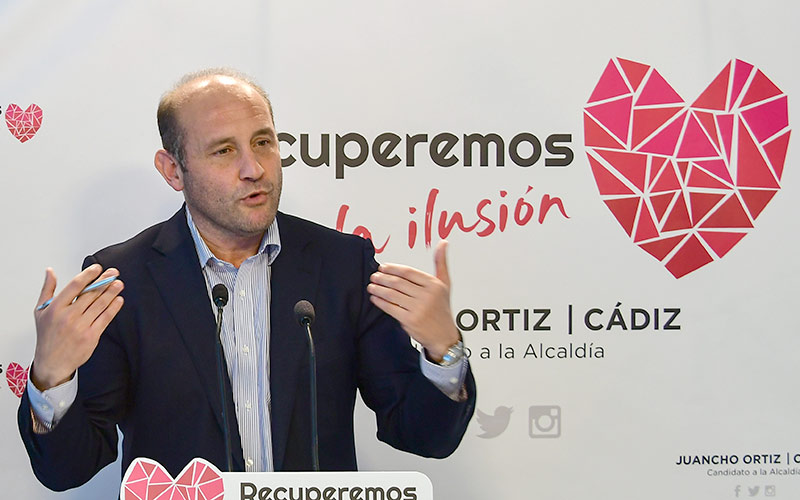 “Antes se pagaban en Cádiz los recibos de luz y agua a quien no tenía sin hacer de eso una elegía a la paz mundial”
