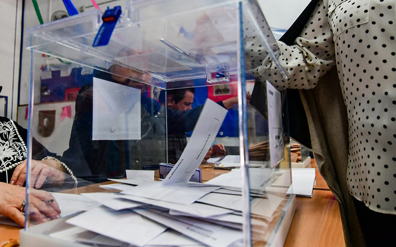 La Bahía ‘vota’ este domingo 26-M el ‘color’ de sus ayuntamientos