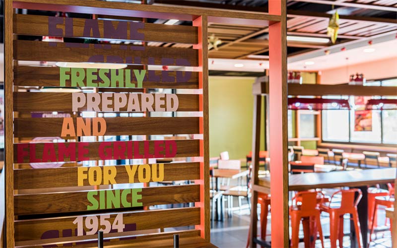 El cuarto Burger King de Cádiz, en extramuros, genera 25 empleos