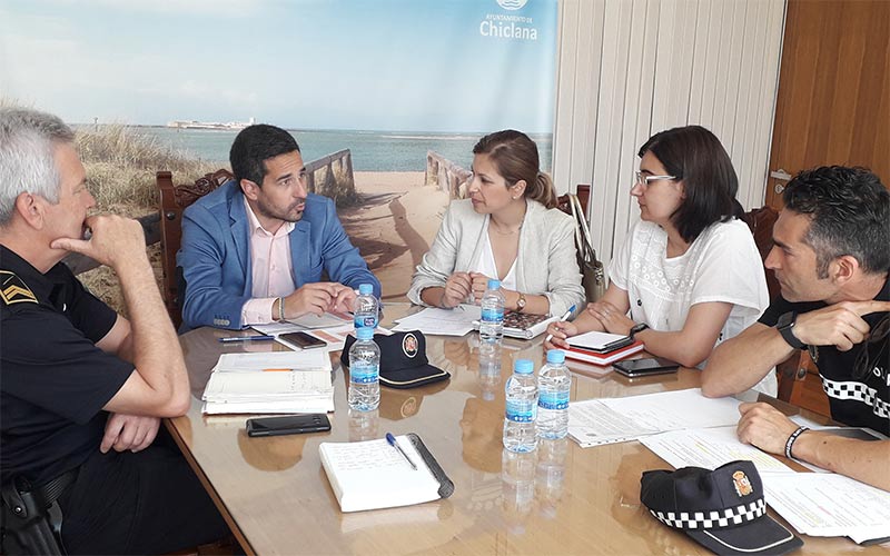 Se comienza a trabajar para fomentar los desplazamientos a pie y en bici de alumnos y profesores a sus centros de cara al nuevo curso