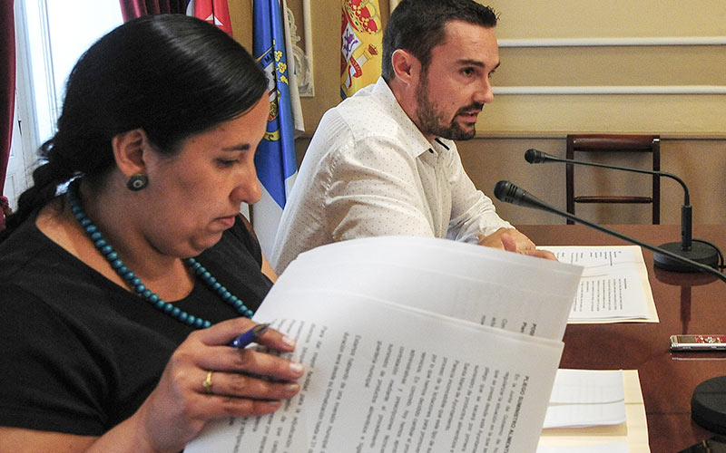 El Ayuntamiento de Cádiz no descarta emprender acciones legales “para frenar esta sangría contra los centros públicos de la ciudad”