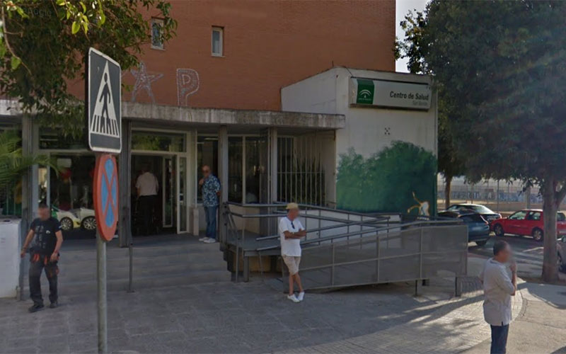 La Junta afirma que “tomará medidas” tras el intento de agresión por parte de un paciente a dos médicos en el centro de salud San Benito