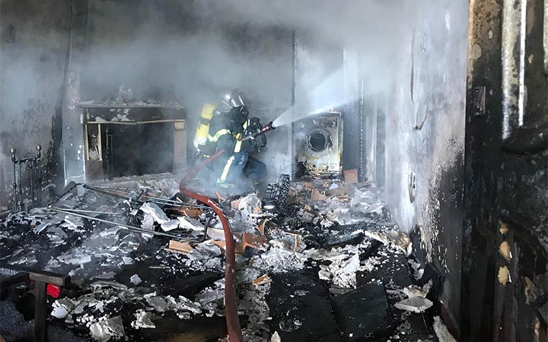 Bomberos jerezanos lanzan una campaña preventiva para aclarar cómo se debe actuar ante un incendio en el hogar