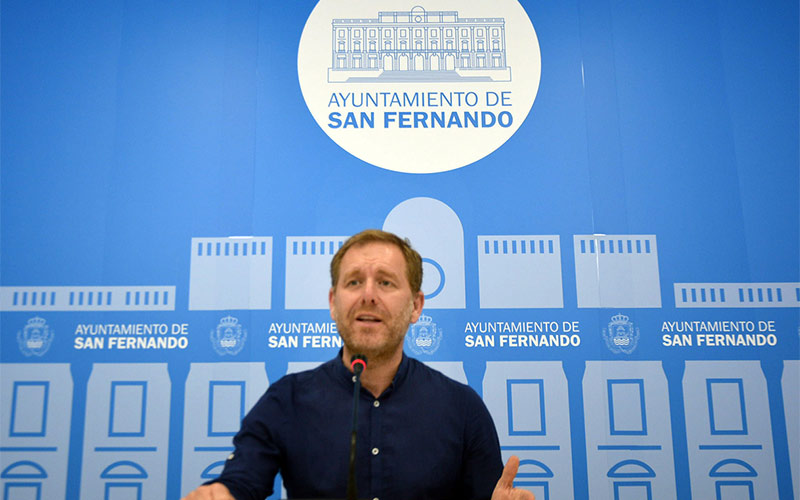 Loaiza (PP) acusa a Cavada de “perder” 1,7 millones de fondos europeos, y el Gobierno isleño le responde que “ha logrado” más de 27