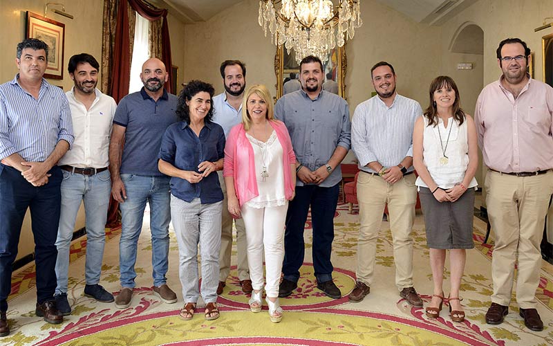 Los presidentes de las ELAs jerezanas se reúnen por primera vez con la alcaldesa tras las elecciones del 26-M