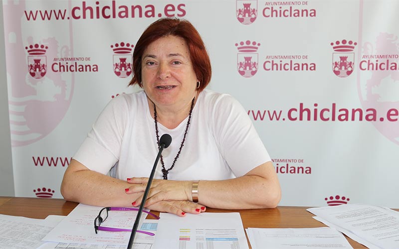 Verdier contesta al PP por sus acusaciones sobre el coste del nuevo Gobierno local en Chiclana: “Andrés Núñez pelea por su pasta”