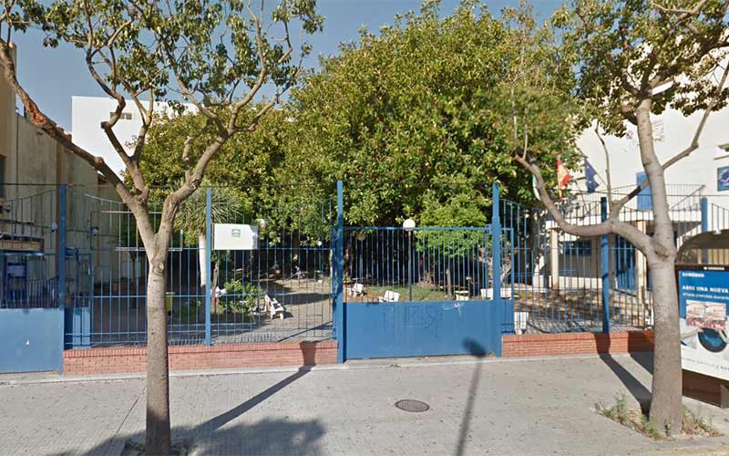 Alumnado sin centro en Cádiz mientras se cierran líneas