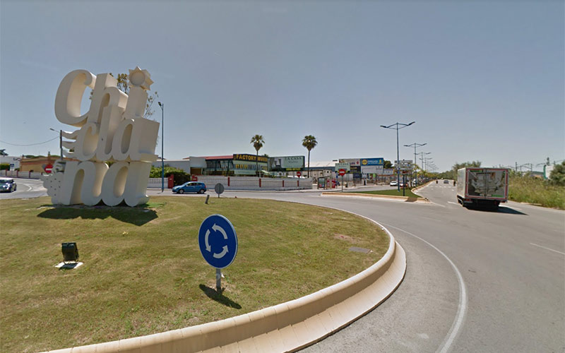 La “mejora” del acceso a Chiclana por la avenida del Mueble se consensuará con vecinos y propietarios de la zona