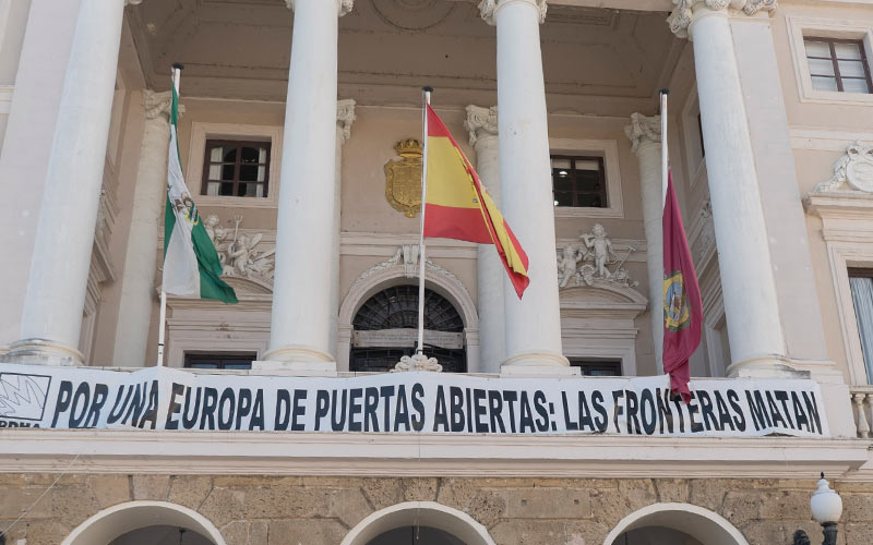 Día de luto en Cádiz por la muerte del marianista Luis Castro