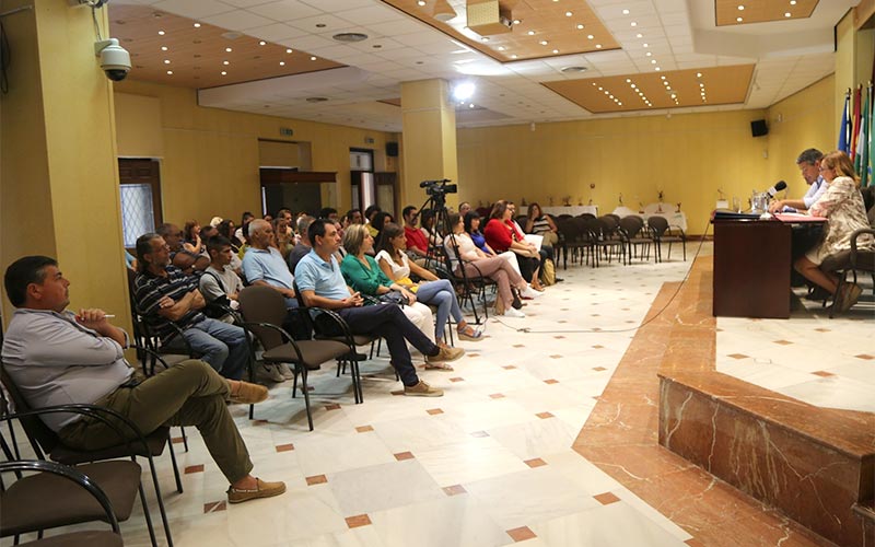 Ya trabajan ‘para’ Rota 40 de los hasta 119 parados beneficiarios de la última edición de los planes de empleo de la Junta