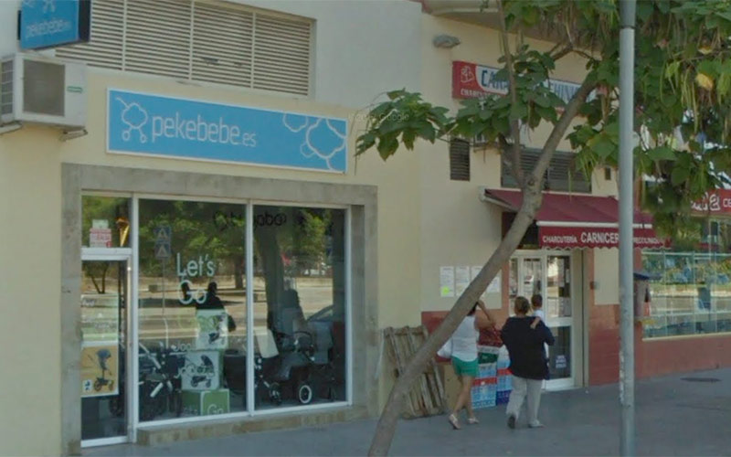 Más de medio centenar de “estafados” por una tienda de artículos de bebé en Jerez que ha cerrado sin previo aviso ni entregar los pedidos