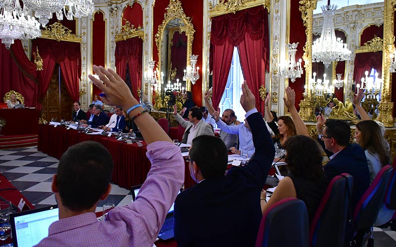 La Diputación aprueba de urgencia 200.000 euros para promocionar Cádiz como destino en Alemania, ante la crisis de Thomas Cook